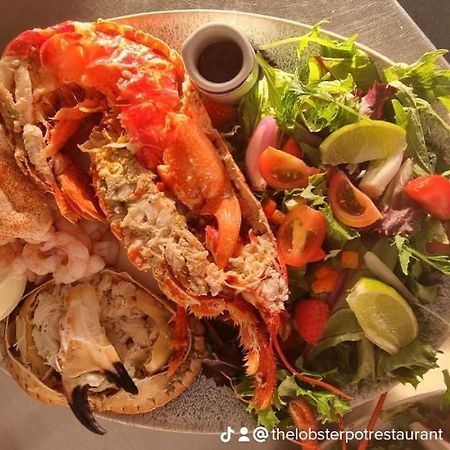 The Lobster Pot Cottage Church Bay Llanrhyddlad Buitenkant foto